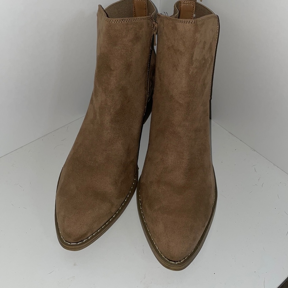 Tan Pointy Ankle Booties Heeled